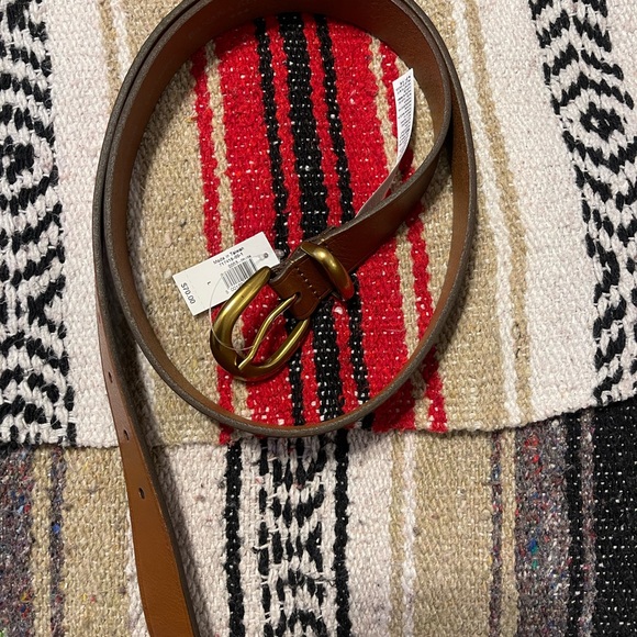 Banana Republic Factory Accessories - 🔥HOT DEAL🔥NWT/ Banana Republic Brown Belt with Gold Buckle